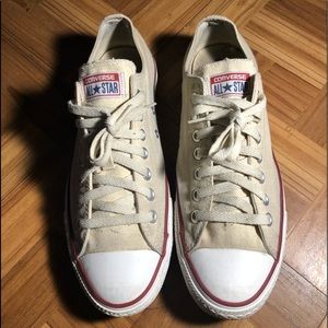 Cream Chuck Taylor All Star Converse Men’s Size 9